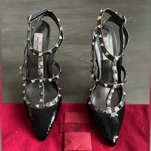 Valentino Rockstud Sequin Pump Size 10/40.